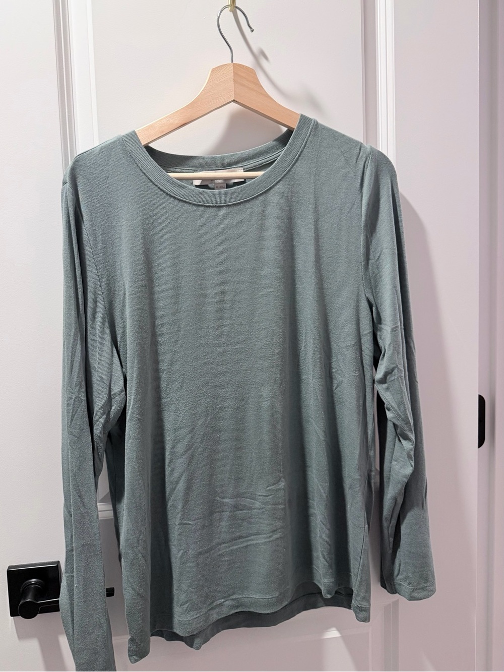 LOFT Sage Green Long-Sleeve Crewneck Top